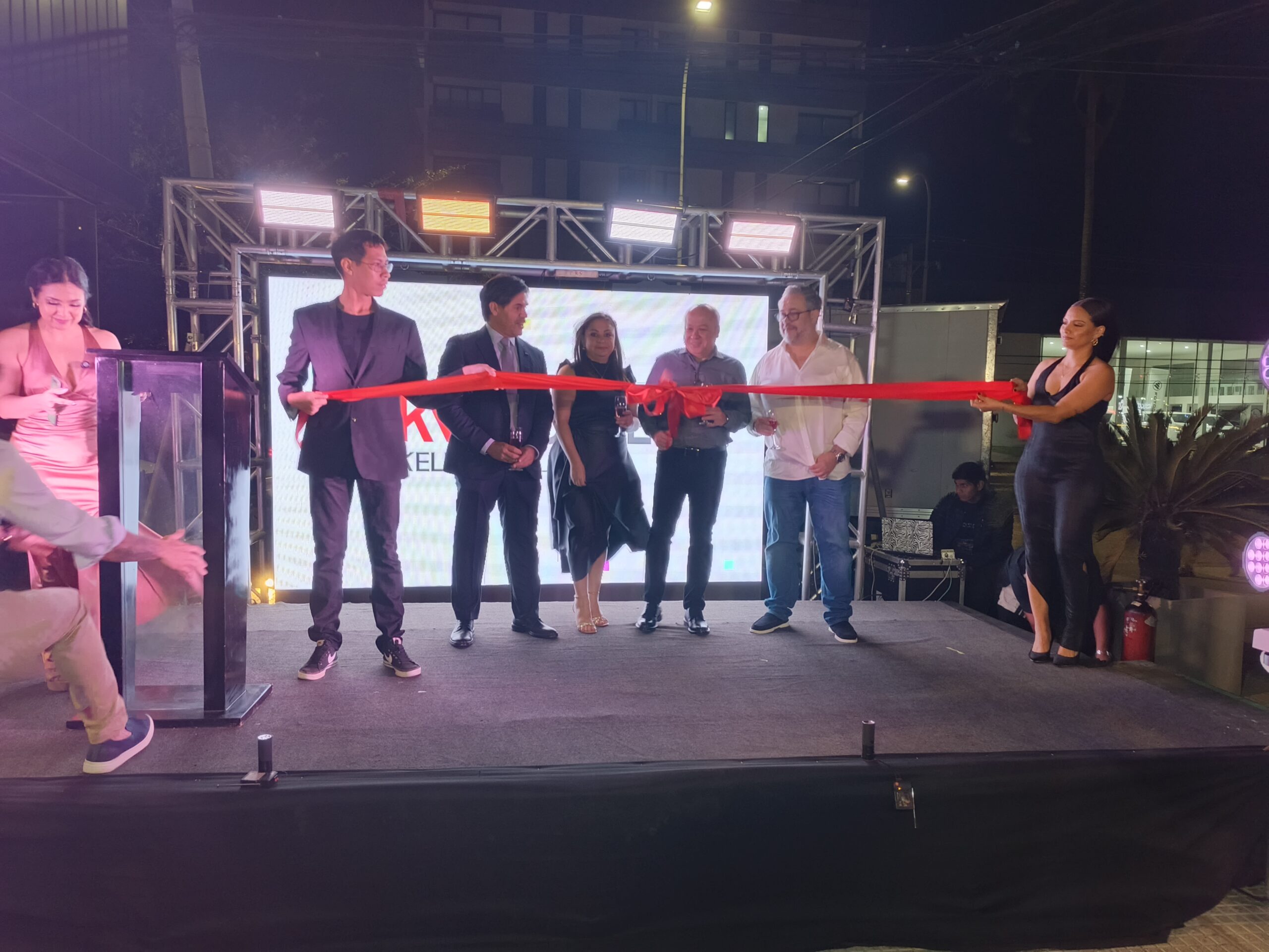 Keller Williams inaugura su segundo Market Center en la zona norte de Santa Cruz