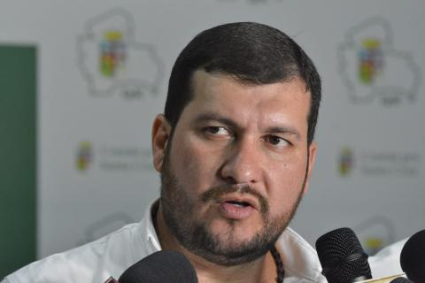 PRESIDENTE CÍVICO CRUCEÑO DENUNCIA INGRESO IRREGULAR DE EXTRANJEROS ANTES DE ELECCIONES
