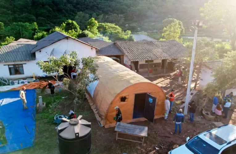 Preocupa riesgo sanitario en Achira tras el desastre y piden reforzar brigadas médicas