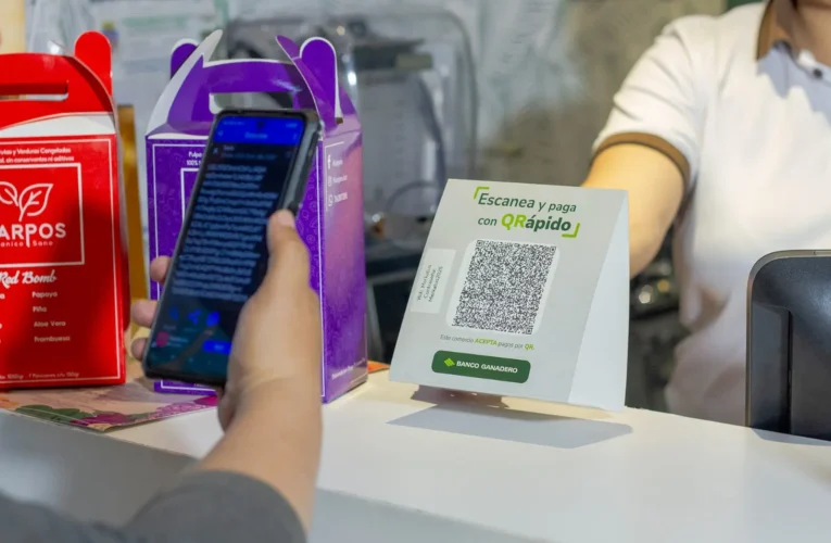 Siete hábitos financieros que fortalecen la economía familiar