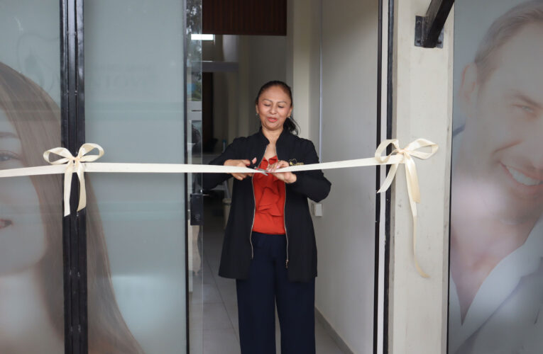 Centro Dental Dentovit inaugura su 3era Sucursal en Santa Cruz