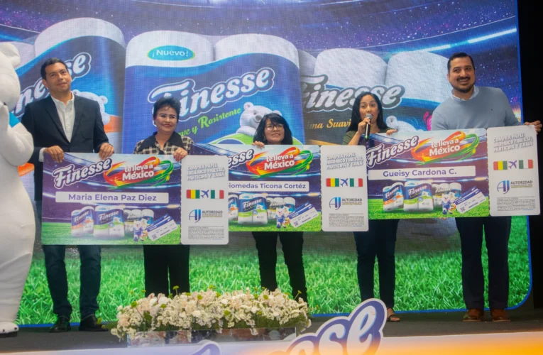 Finesse lleva a tres bolivianas a vivir la fiesta futbolera en México